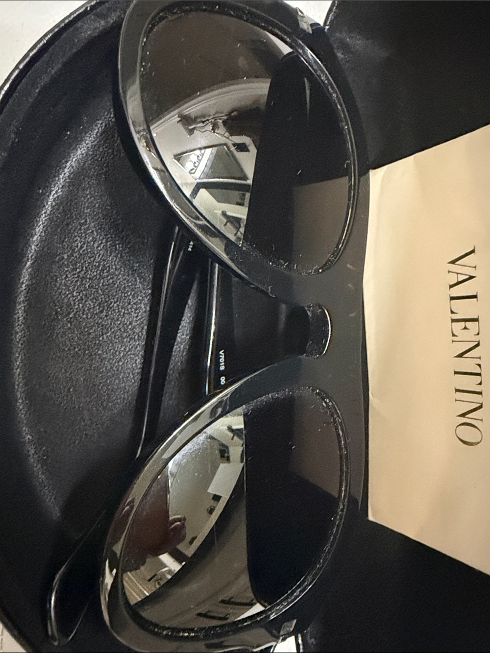 Valentino Glossy Black Oversized Sunglasses - Picture 3 of 3